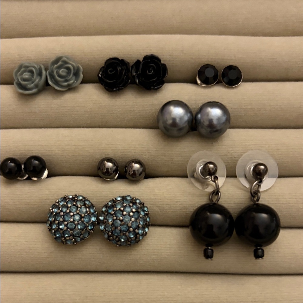 Elegant Black,Grey,Blue small Earring Set 8 - all posts.